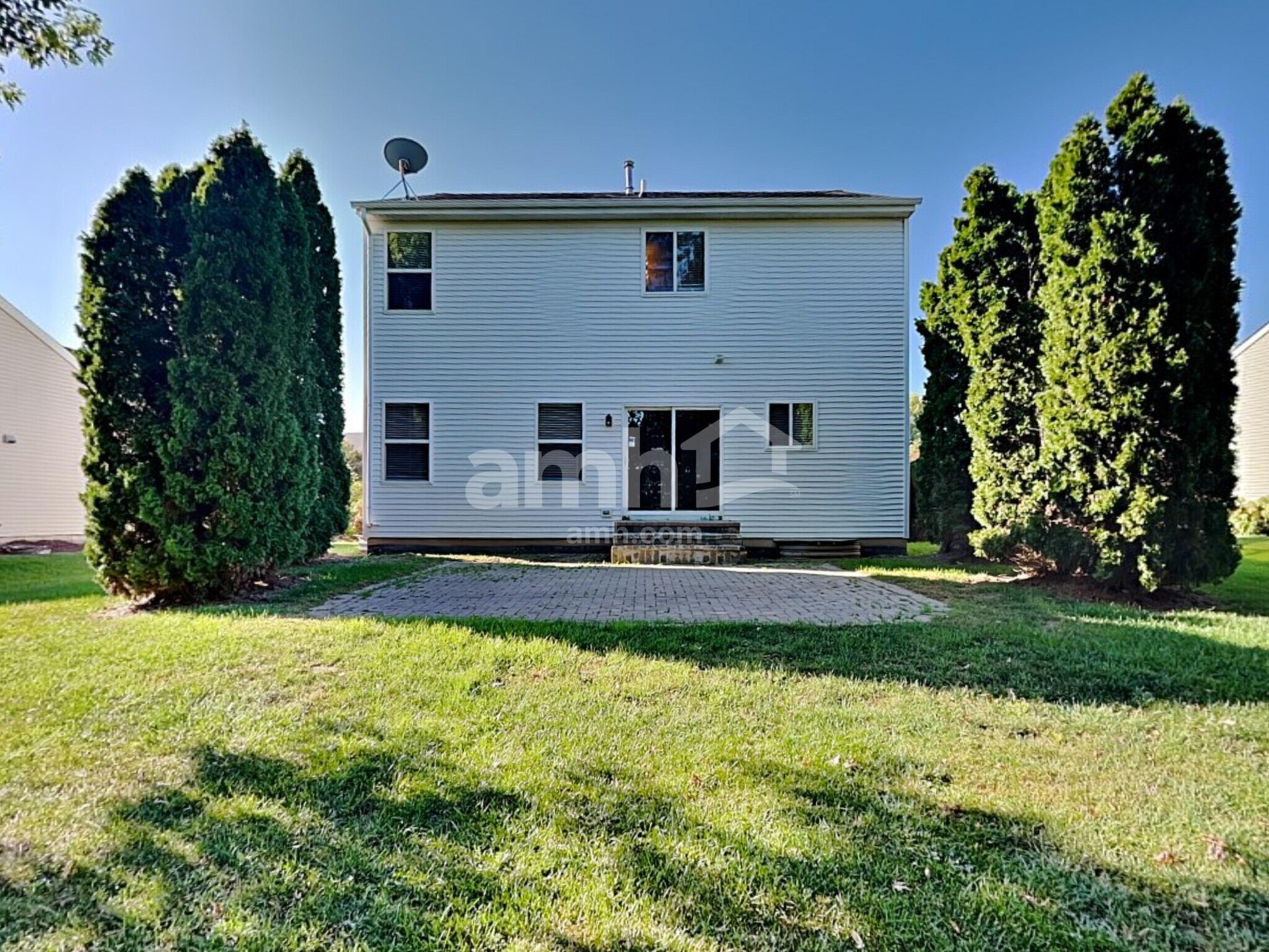 Building Photo - 204 Stearn Dr