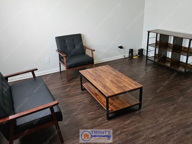 Building Photo - Partially furnished! City of Due West near...