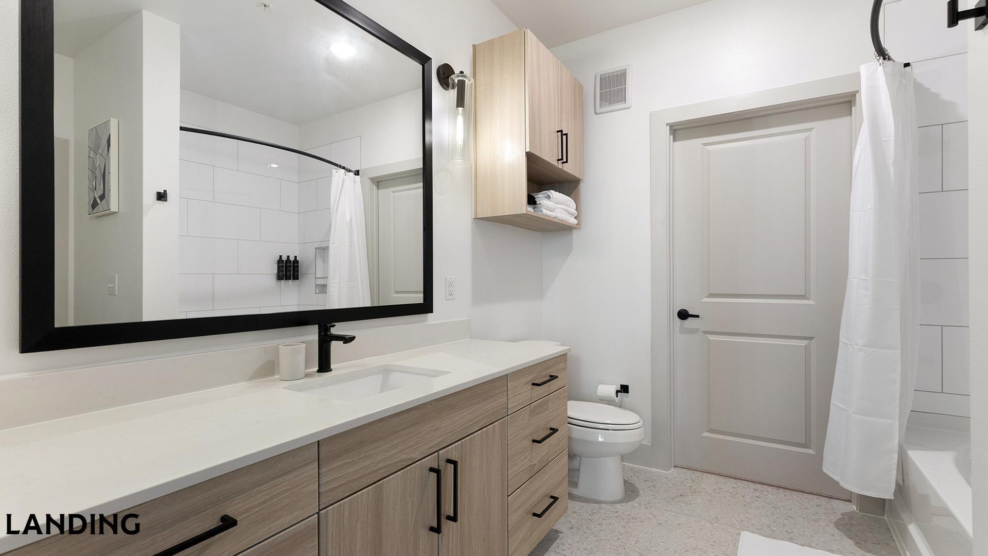 Building Photo - 18111 La Cantera Terrace