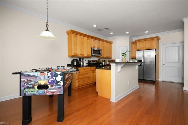 Building Photo - 3424 E Bonner Dr