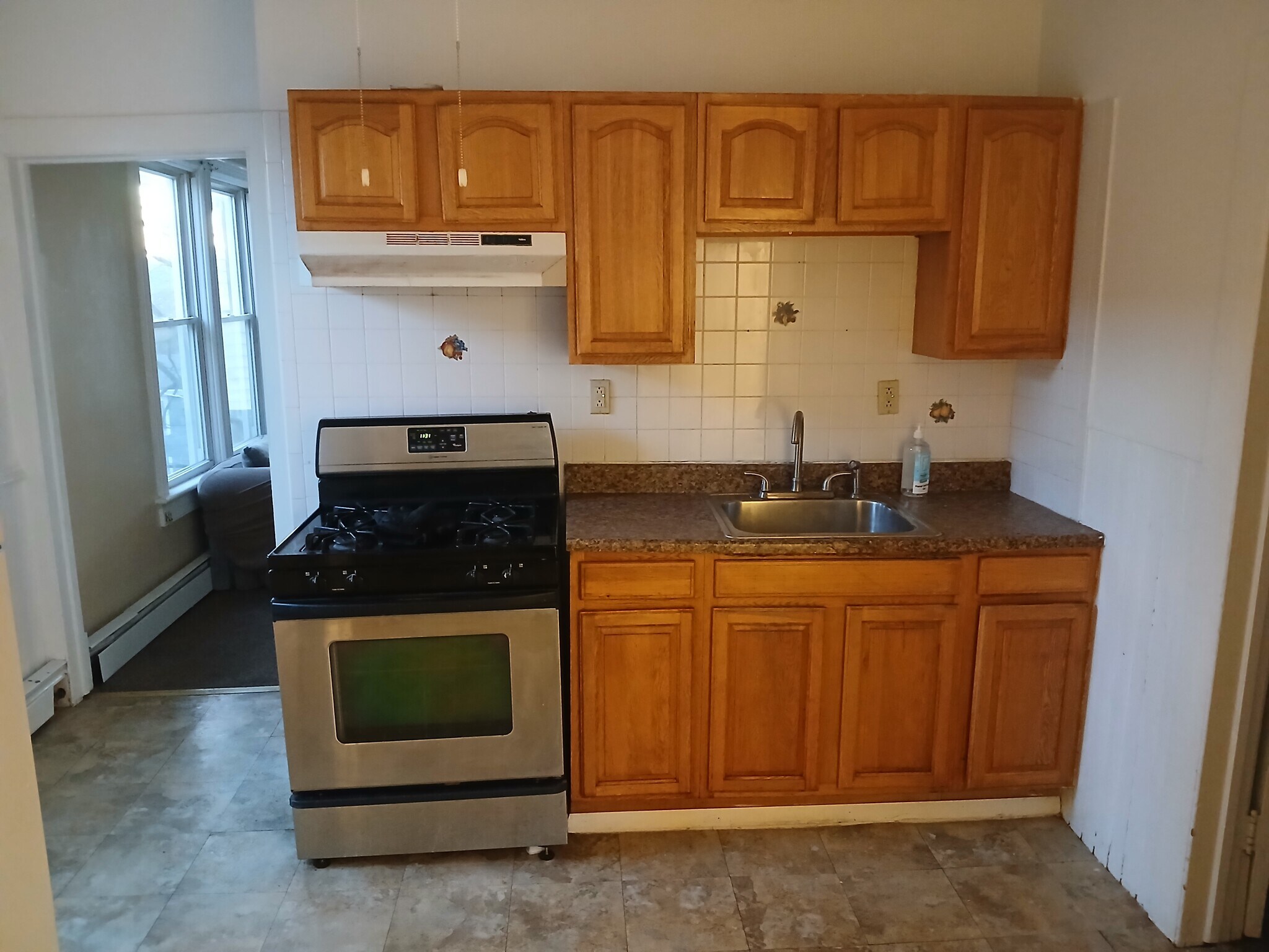 Kitchen area - 139 N Clinton St