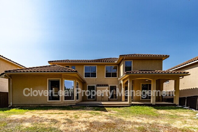 Building Photo - 1231 Via Belcanto