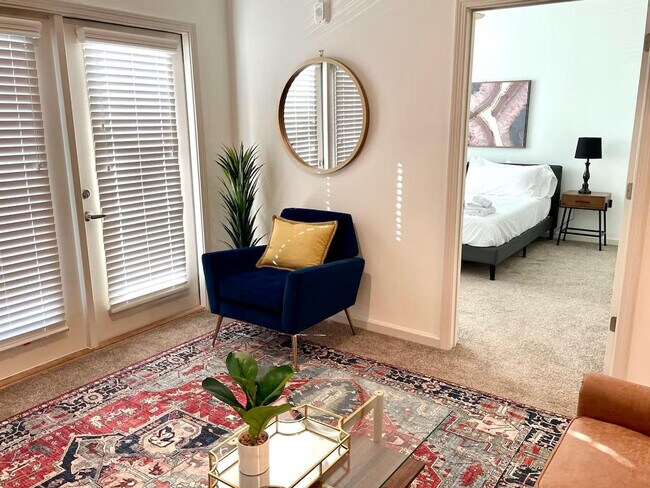 Building Photo - 8251 Windsor Hill Blvd