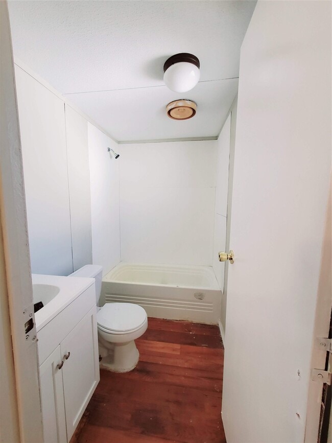 Building Photo - 401 S Woodson St