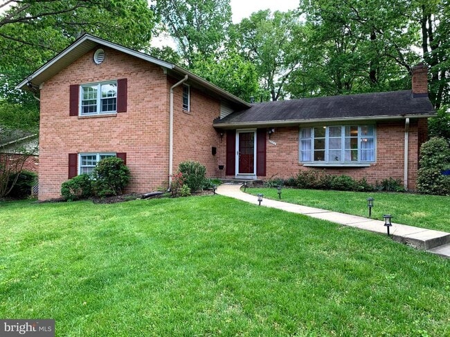 Building Photo - 6624 Sulky Ln