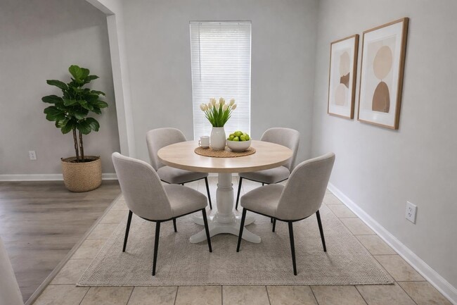 Building Photo - 3823 Rainford Dr