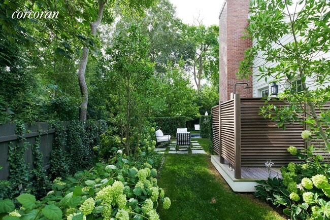 Building Photo - 187 Sayre's Path