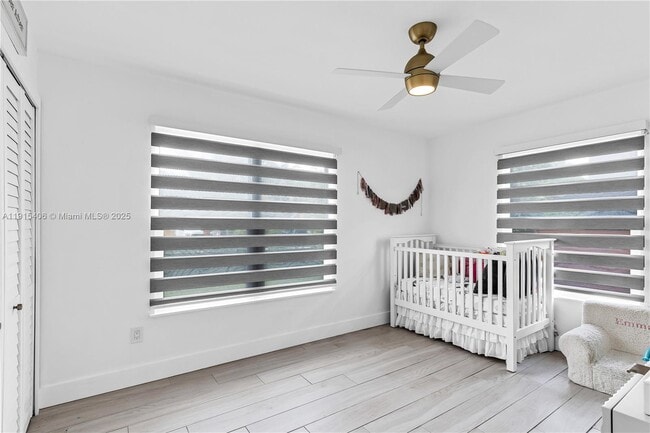 Building Photo - 6860 SW 37th St