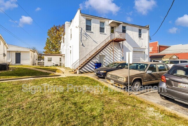 Primary Photo - 792 Frederick St
