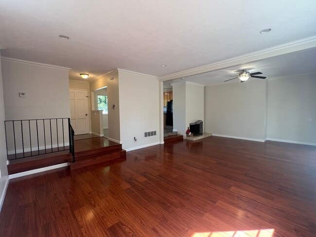 Building Photo - Blacow home for rent! $4000