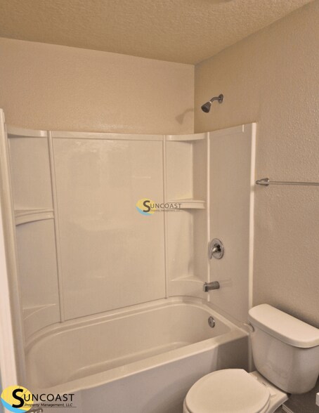 Building Photo - 7601 Legacy Trl