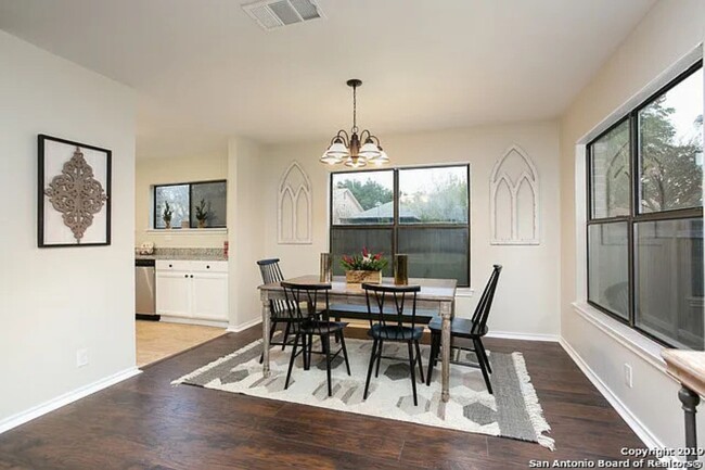 Building Photo - 13130 Regency Bend