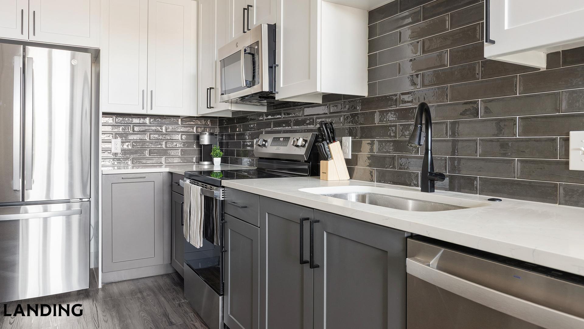 Building Photo - 18111 La Cantera Terrace