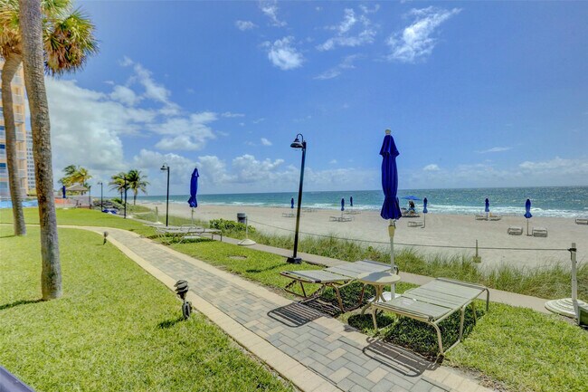 Building Photo - 3800 Galt Ocean Dr