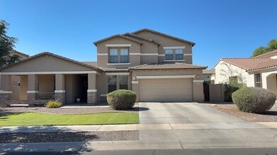 Building Photo - Spacious 5-Bedroom Gilbert Home with a Sparkling Pool!