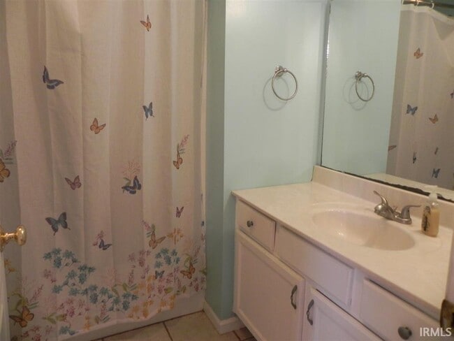 Building Photo - 340 Plantation Way