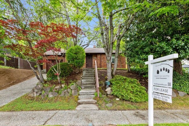 Building Photo - DARLING BUNGALOW in Desirable Arroyo Heigh...