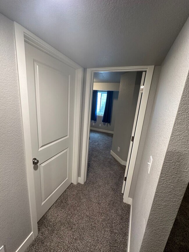 Building Photo - Beautiful 4 Bedroom House in Ault!