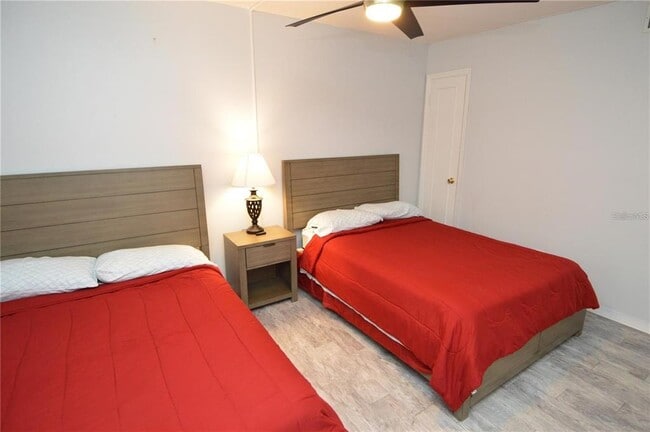 Building Photo - 3873 Pompano Dr SE