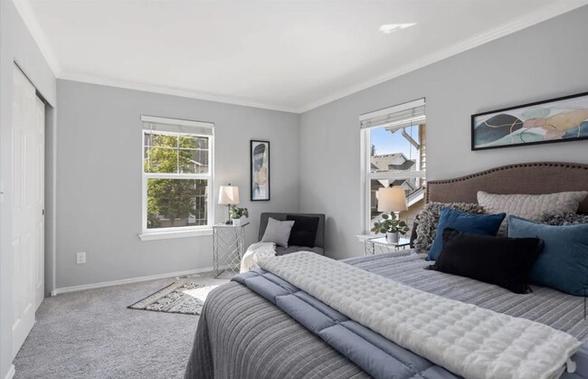 Building Photo - Welcome to this beautiful 3-bedroom, 2.5-b...