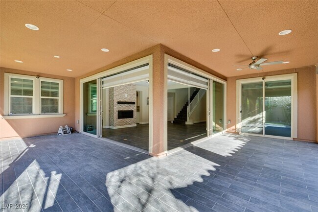 Building Photo - 2497 Birch Hollow St