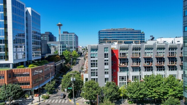 Building Photo - Modern Air Conditioned South Lake Union Loft