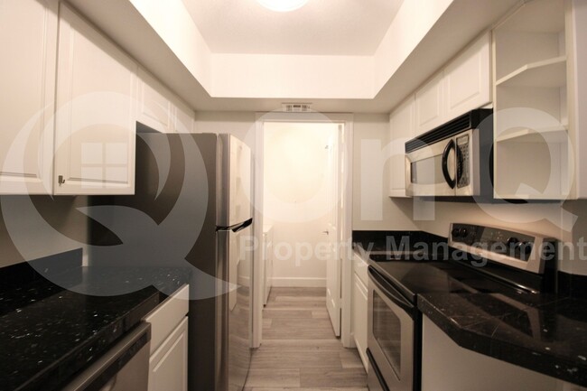 Building Photo - 5104 N 32nd St