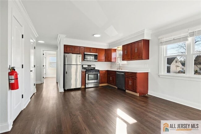 Building Photo - 2227 Lewis Pl