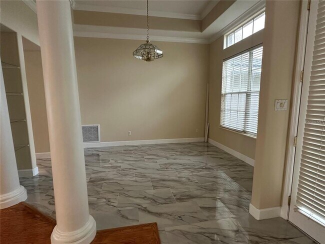 Building Photo - 3637 Rothbury Dr