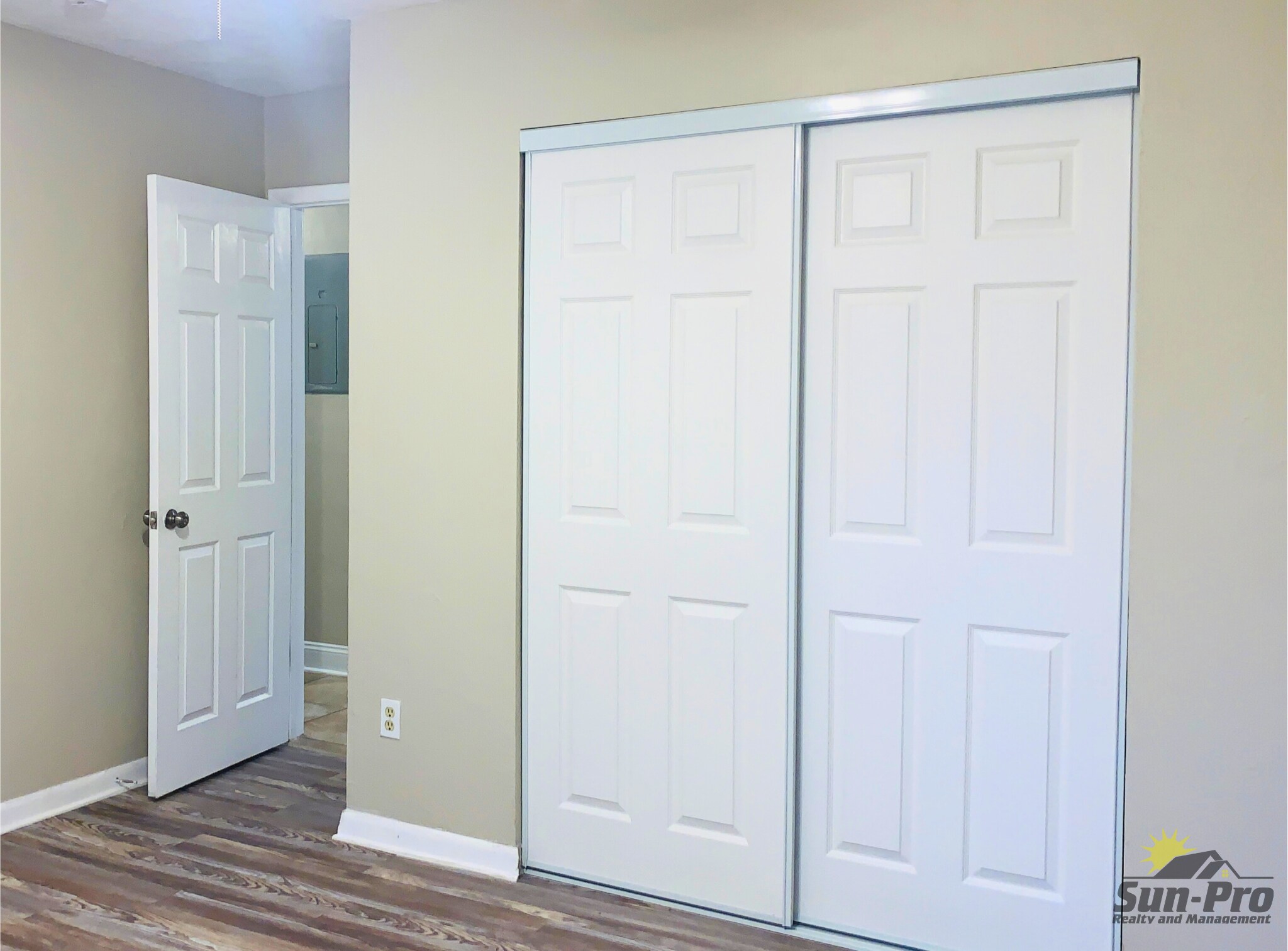 Building Photo - 957 Glenwood St