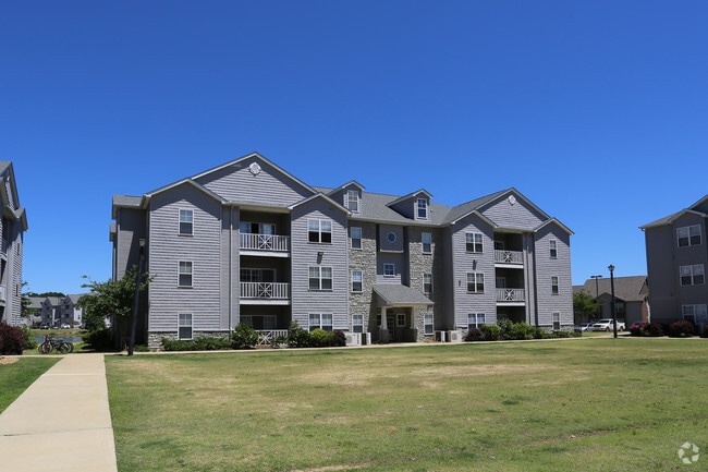 Building Photo - The Hangout | Student Housing