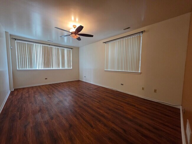 Building Photo - 6739 S Merrill Ave