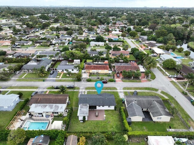 Building Photo - 5210 SW 128th Ct