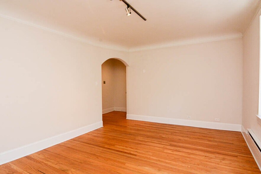 Building Photo - 2328 N Rockwell St