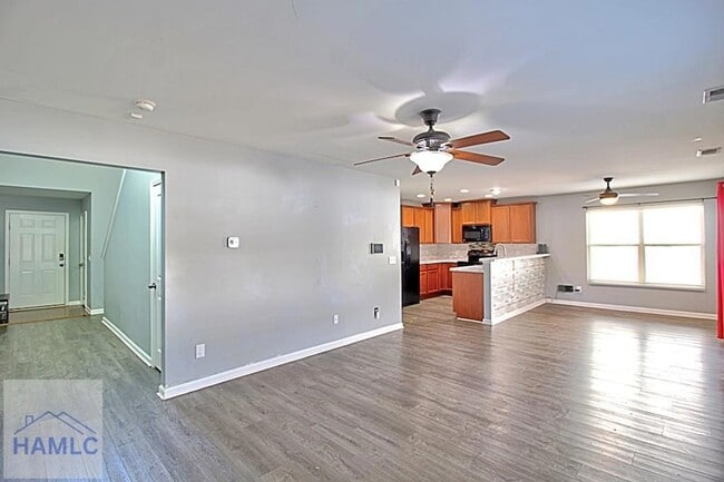 Building Photo - 315 Connor Ct