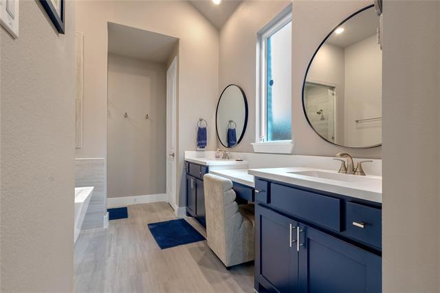 Building Photo - 610 Lavender Dr