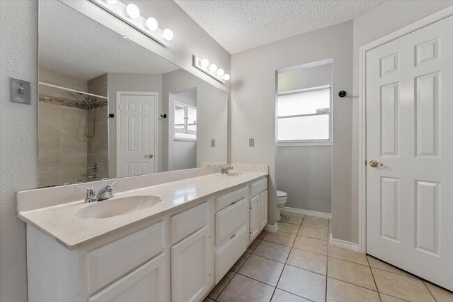 Building Photo - 4311 Piney Creek Ln