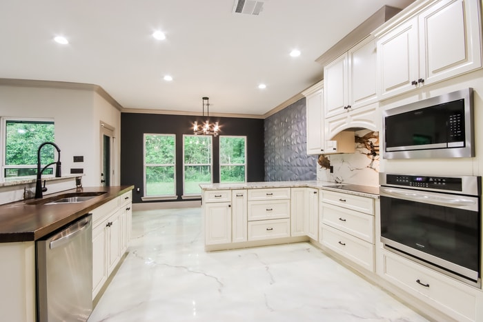 Building Photo - 1823 Black Bear Dr