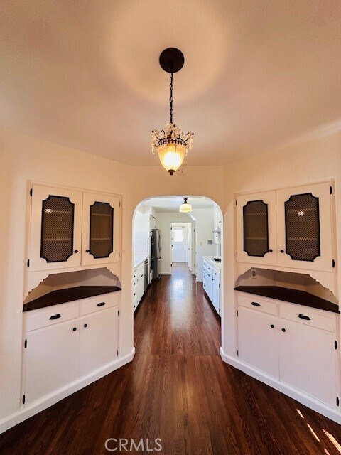 Building Photo - 322 S Ohio St