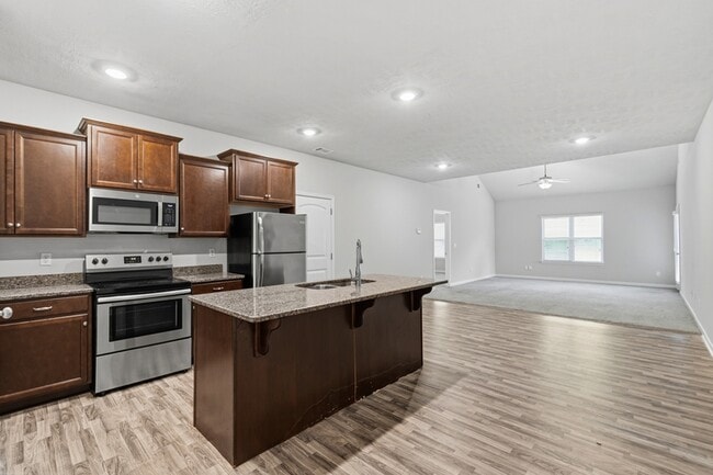 Building Photo - 145 Mandy Ln