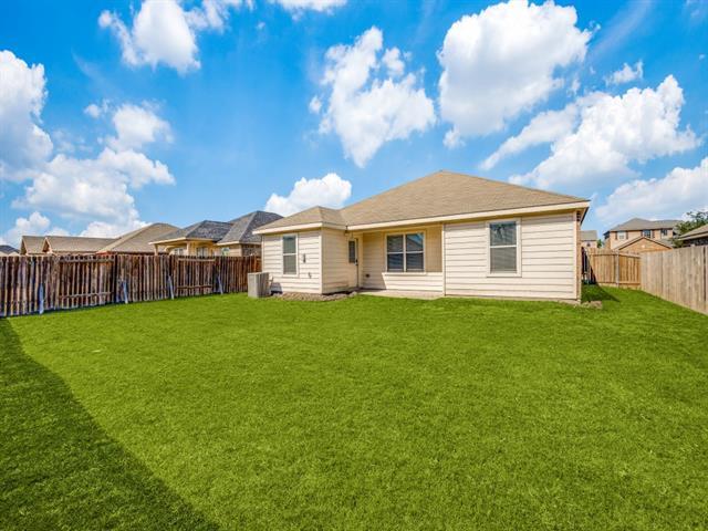 Building Photo - 3301 Taylor Dr