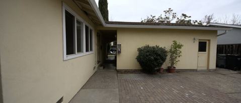 Building Photo - 1345 Kingfisher Way