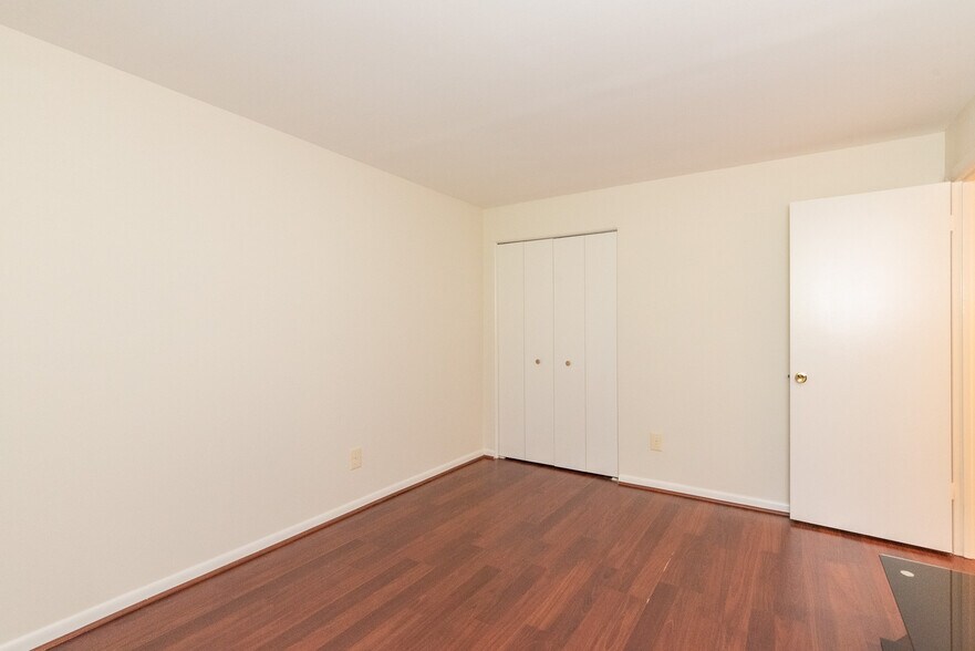 Building Photo - 112 Castletown Rd