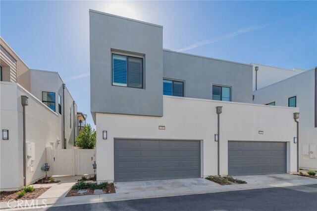 Building Photo - 119 Novel