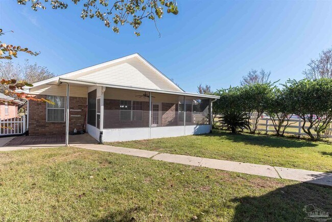 Building Photo - 25 Littleton St