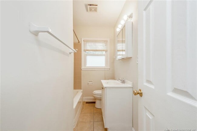 Building Photo - 1203 Turnpike Rd