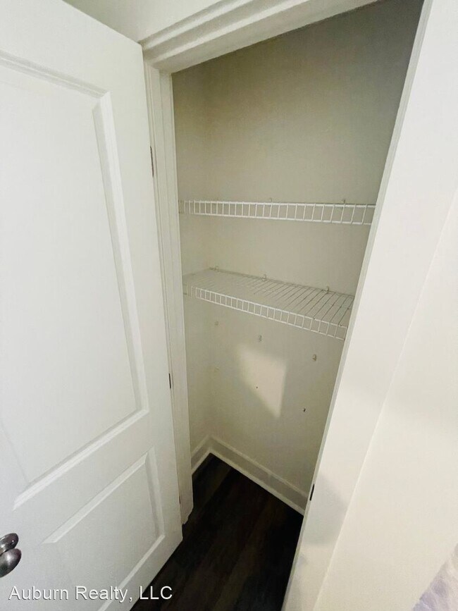 Building Photo - 1 br, 1 bath House - Condos at Mill Creek ...