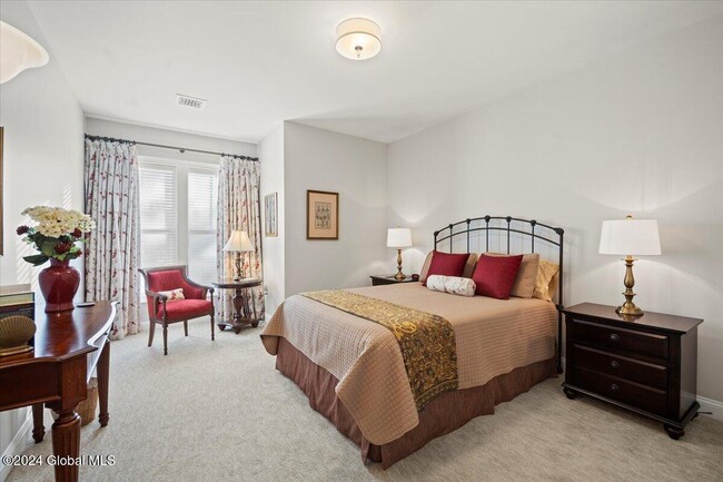 Building Photo - 64 North Ln