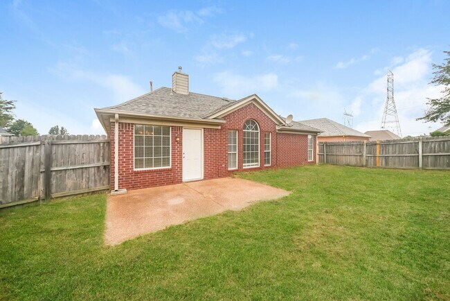 Building Photo - 8579 Brer Bear Cove