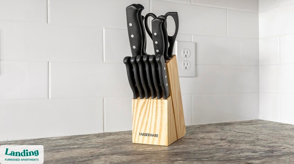 Building Photo - 393 Johns Rd NW